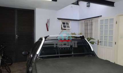 Sobrado com 3 dormitórios à venda, 195 m² por R$ 640.000,00 - Jardim das Bandeiras - Taubaté/SP