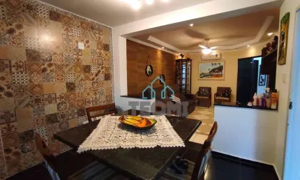 Casa com 3 dormitórios (1 suíte) à venda, 180 m² por R$ 600.000 - Parque Senhor do Bonfim - Taubaté/SP