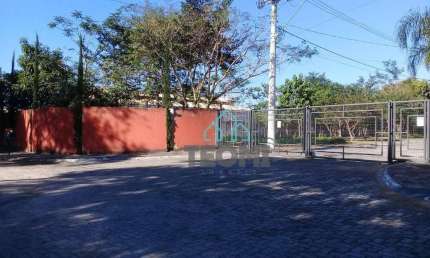 Casa com 2 dormitórios sendo 1 suíte à venda, 93 m² por R$ 450.000 - Condomínio Charles Schnneider - Quiririm - Taubaté/SP