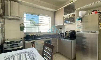 Casa com 3 dormitórios à venda, 112 m² por R$ 350.000,00 - Vila São José - Taubaté/SP