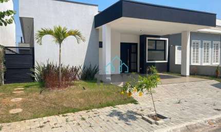Casa com 3 dormitórios (1 Suíte) à venda, 163 m² por R$ 960.000 - Condomínio Morada do Visconde - Tremembé/SP
