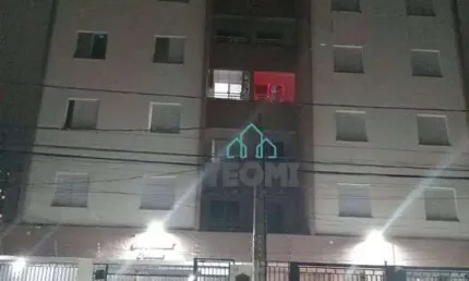 Apartamento Edifício Astúrias  com 2 dormitórios à venda, 65 m² por R$ 295.000 - Vila Nossa Senhora das Graças - Taubaté/SP