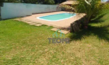 Chácara com 3 dormitórios à venda, 1200 m² por R$ 700.000,00 - Piracangaguá - Taubaté/SP