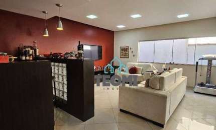 Casa com 3 dormitórios à venda, 396 m² por R$ 1.490.000,00 - Village Paineiras - Pindamonhangaba/SP