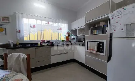 Casa com 3 dormitórios sendo 1 suíte à venda, 80 m² por r$ 650.000 - residencial portal da mantique