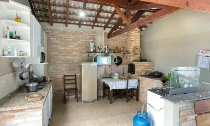 Casa com 3 dormitórios à venda (2 suítes), 230 m² por r$ 750.000 - pinhão - taubaté/sp