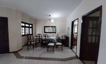 Casa com 3 dormitórios sendo 1 suíte à venda, 178 m² por r$ 660.000 - esplanada independência - tau