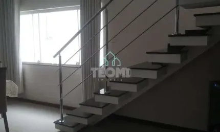 Sobrado com 4 dormitórios à venda, 335 m² por r$ 1.180.000,00 - independência - taubaté/sp
