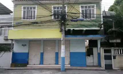 Área de 1000m² (1 Loja + 1 Apartamento + 3 Kitnetes)