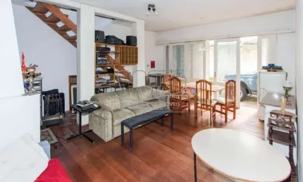 Casa com 3 quartos à venda na Travessa Pedra Redonda, 267, Jardim Isabel, Porto Alegre por R$ 649.000