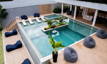 Belíssima mansão no condomínio villaggio felicitá na barra da tijuca