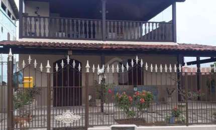 Casa com 3 dormitórios à venda, 273 m² por R$ 465.000,00 - Baleia - São Pedro da Aldeia/RJ
