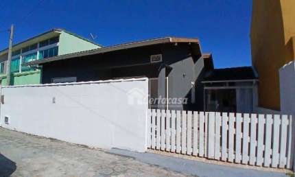 Casa com 2 dormitórios à venda, 70 m² por R$ 300.000,00 - Fluminense - São Pedro da Aldeia/RJ