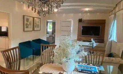 Casa com 4 quartos, semi mobiliada a Venda no Parque 10