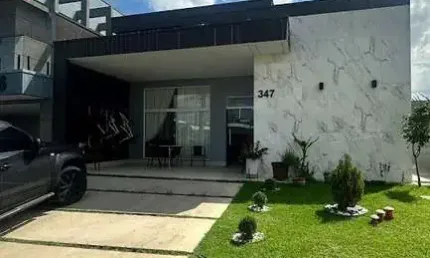 Casa mobiliada, em condomínio disponível para venda