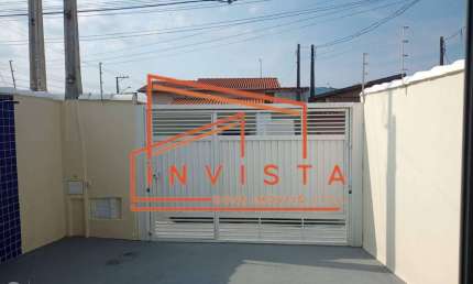 Casa nova, 2 quartos, corredor e lavanderia c/ cobertura, Jd das Palmeiras