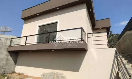 Casa à venda em Mairiporã em estilo moderno - Aceita financiamento