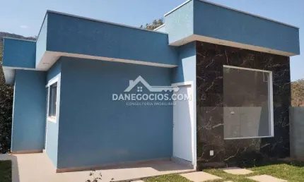 Casa à venda em Terra Preta com 3 dormitórios, apto para financiamento !