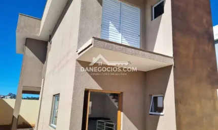 Casa com 3 quartos à venda na Rua Quatrovem Viver, Canjica (Terra Preta), Mairiporã