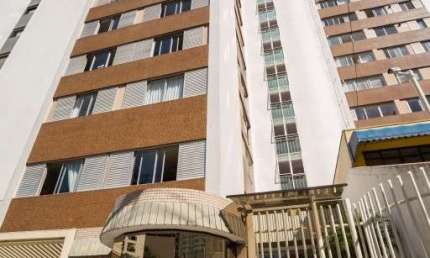 Apartamento com 3 quartos para alugar na Rua Augusto Severo, 641, Alto da Glória, Curitiba