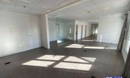 4 SALAS COMERCIAIS UNIFICADAS PARA LOCAÇÃO NA BARRA FUNDA