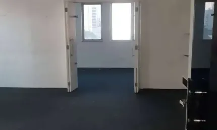 Sala comercial para alugar na Rua Henrique Schaumann, Pinheiros, São Paulo