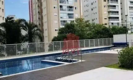 Apartamento 64m2 último andar varanda e vista incrível!
