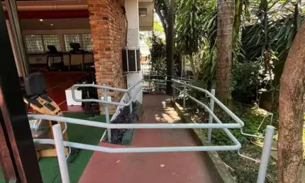 Casa comercial para venda no Jardim Guedala, com 402 m².