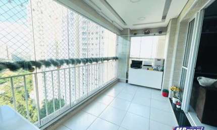 Apartamento mobiliado e Decorado. São 3 dormitórios e 1 suíte com closet