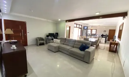 Casa térrea com 859m² de terreno no Morumbi em Atibaia SP