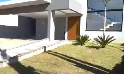 Casa Nova com Projeto Moderno em Condomínio de Alto Padrão em Atibaia!