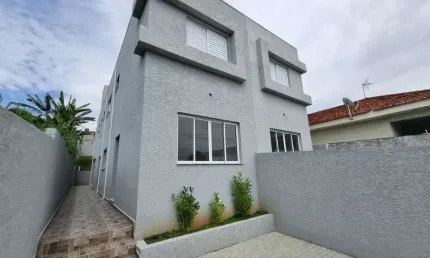 Sobrado à venda no jd. dos pinheiros - casa com bastante quintal