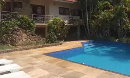 Casa no condomínio Osato com 4 quartos, com piscina e paisagismo, num terreno de 1.000m²