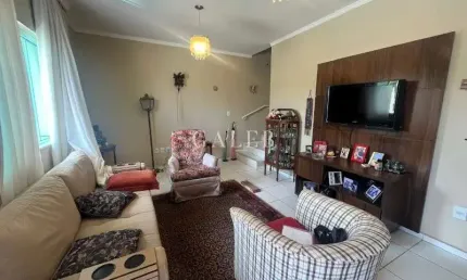 Imóvel imperdível à venda em atibaia-sp: casa com 3 quartos e 1 suíte, 2 salas, 3 banheiros, 2 vagas de garagem!