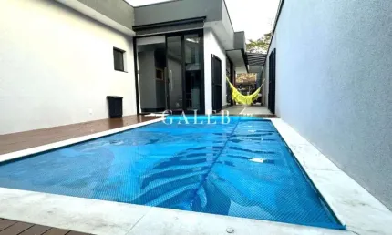 Casa térrea com piscina aquecida! Com 3 quartos, 1 suite, 2 salas, 3 banheiros, 4 vagas. 360m² - Jd Floresta