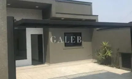 Bairro planejado, piscina, 3 quartos, sendo 1 suíte