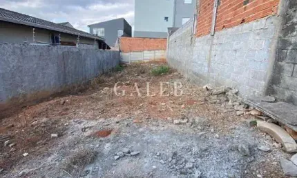 Terreno plano, bairro planejado, próximo de comércios