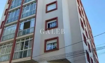 Venda ou Locação de Apartamento de 3 quartos no Centro de Atibaia-SP - 1 suíte, 2 salas, 2 banheiros, 60m² de área.