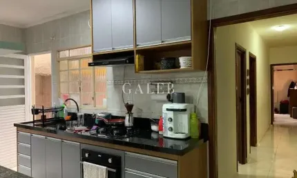 Imperdível casa térrea  à venda em atibaia-sp no jardim alvinópolis: 2 quartos, 1 suíte, 2 vagas de garagem - 89m²