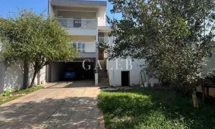 Imperdível casa à venda em Atibaia-SP, Jardim Paulista: 3 quartos, 1 suíte, 3 salas, 4 banheiros, 7 vagas e 450m².