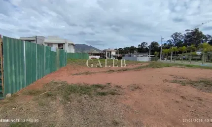 Terreno à venda em Atibaia-SP  Vila Santista  360,00 m² de área