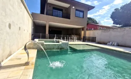 Casa com 3 quartos à venda na Vila Santista, Atibaia 
