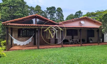 Maravilhosa chácara de 8.970m2 localizada em Capela do Alto/ SP a venda por 900.000,00