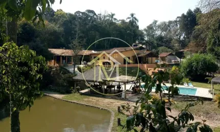 Maravilhosa chácara de 4.500m2 localizada em Ibiuna/ SP à venda por 1.300.000,00