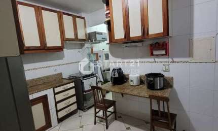 Oportunidade incrível: Cobertura com 3 quartos sendo 1 suíte, 2 vagas de garagem, piscina, sauna e