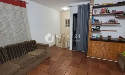 Oportunidade incrível: Cobertura com 3 quartos sendo 1 suíte, 2 vagas de garagem, piscina, sauna e