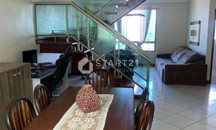 Anúncio de Venda: Casa Triplex em Morada da Colina - Jardim Amália, Volta Redonda