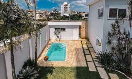 Casa de alto padrão localizada em bairro nobre de Volta Redonda - Jardim Provence
