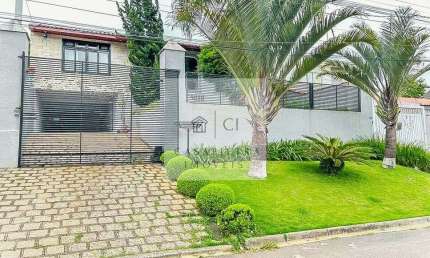 Casa ampla com quintal e piscina 3 quartos no Boa Vista 250m2