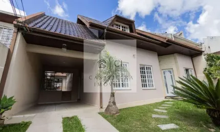 Casa Térrea 4 quartos no Pilarzinho com quintal e edícula 180m2